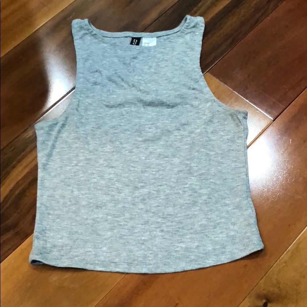 Gray ribbed tank top